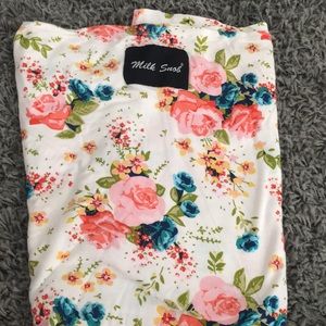 Milk snob Car seat cover/nursing cover